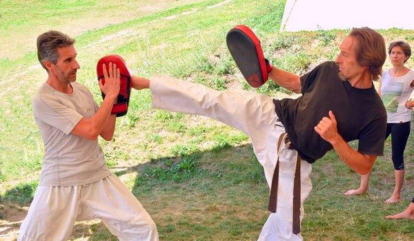 Arts martiaux : les stages au village de vacances aux 300 stages de Faistesvacances Arts martiaux : les stages au village de vacances aux 300 stages de Faistesvacances