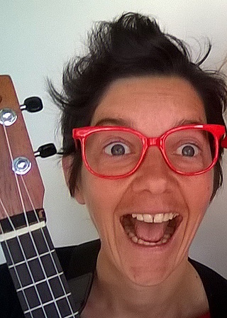 Marie Eve Danis, Vacances en famille, Théâtre-impro-clown