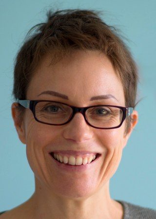 Aurélie Thomas, Vacances en famille, Cours violon-violoncelle