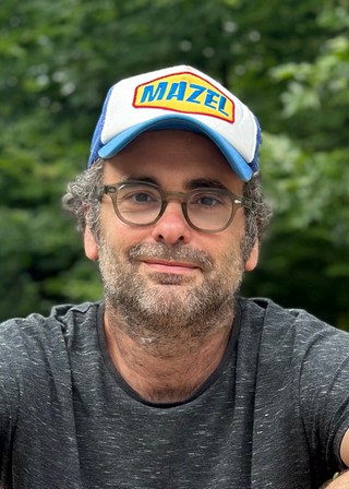 Noam Levy, Vacances en famille, Loisirs-créativité