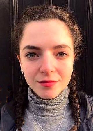 Eloise Ait Hamlat, Vacances en famille, Chant-chorale