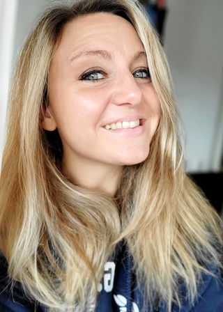 Tara Bousquet, Vacances en famille, Danse de salon en couple