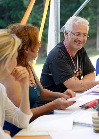 Notre rapport à l'argent, Vacances en famille, Développement personnel