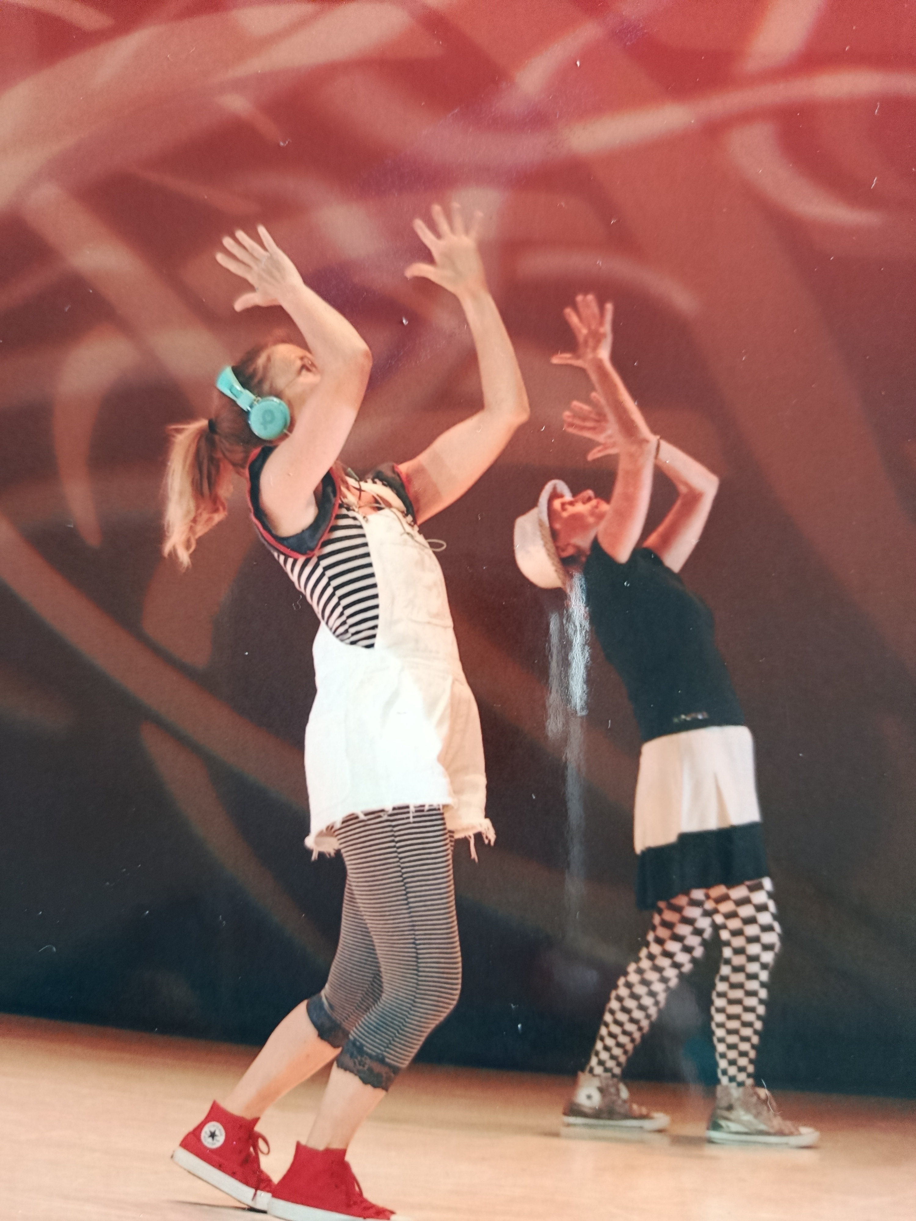 Cours de Jazz Roots , Vacances en famille, Danse collective en ligne